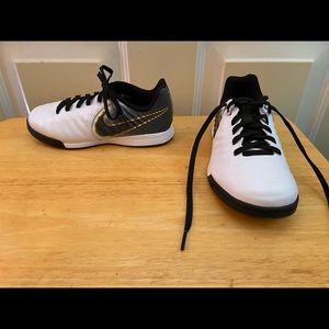 Nike Tempo Kids Sneakers Size 13